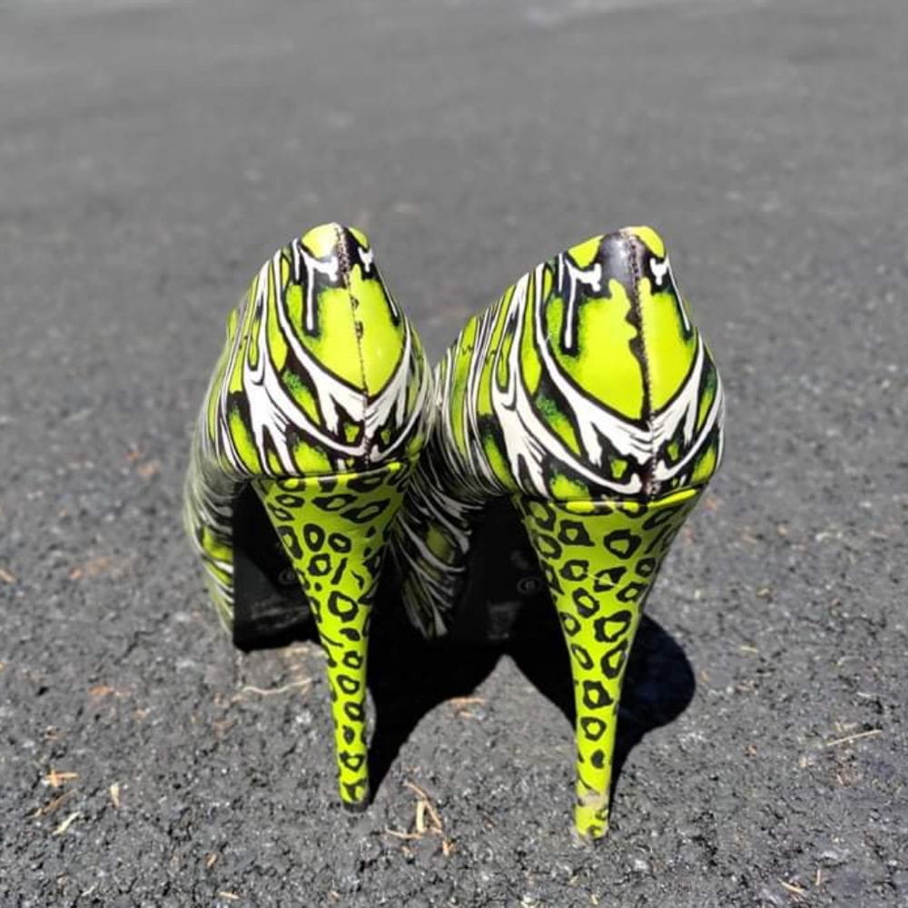Too fast high heel pumps